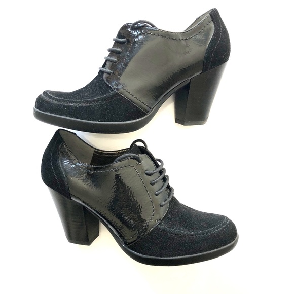 Kenneth Cole Reaction Shoes - NWOT Kenneth Cole Reaction Laced Ankle Bootie Sz 8